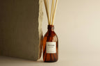 SEVENREEDS - Recharge parfum pour diffuseur d’ambiance THE OLPHACTORY DARK AMBER: AMBRE FONCÉ, 250 ml